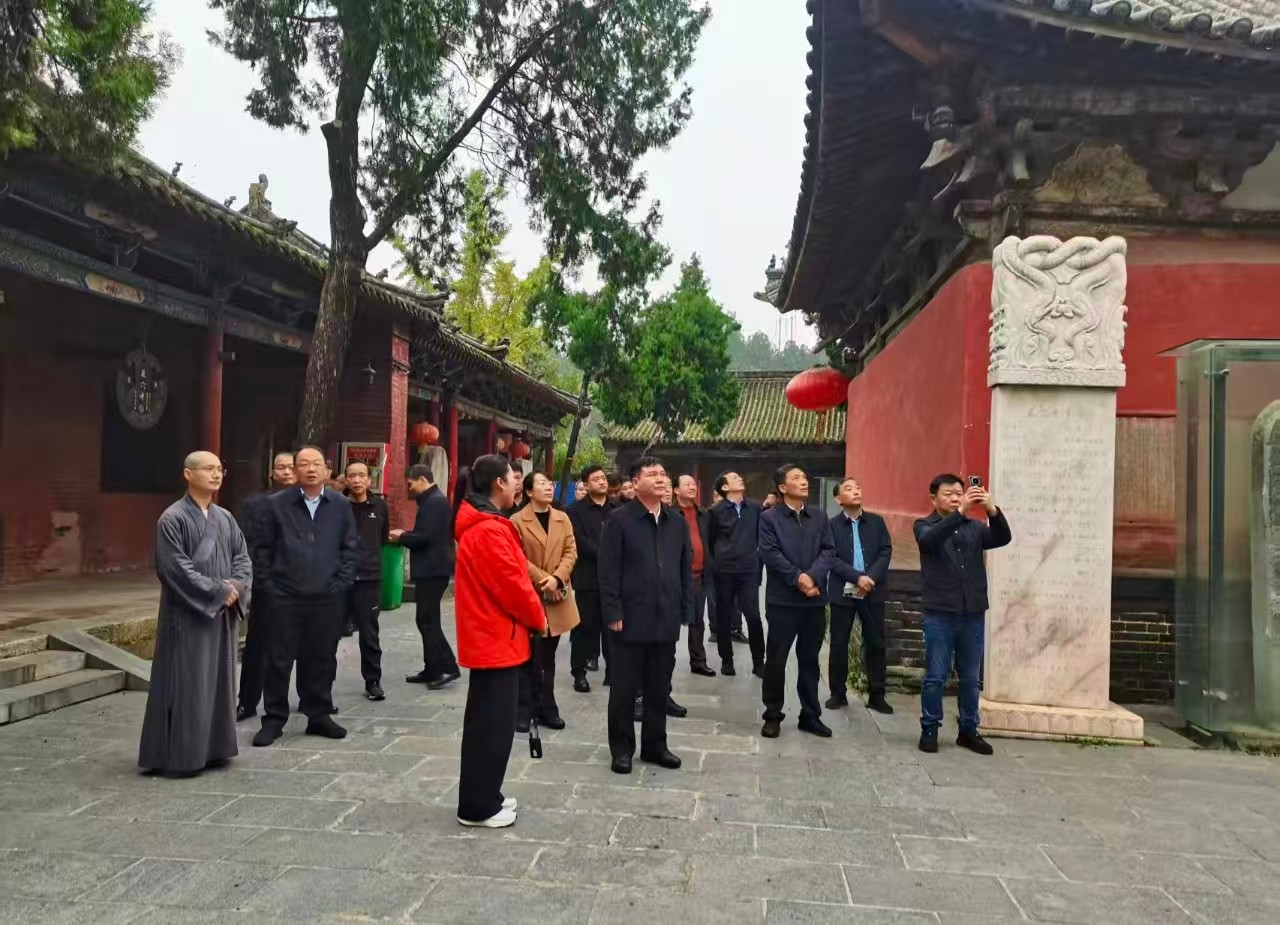 563769721.jpg 563769721.jpg